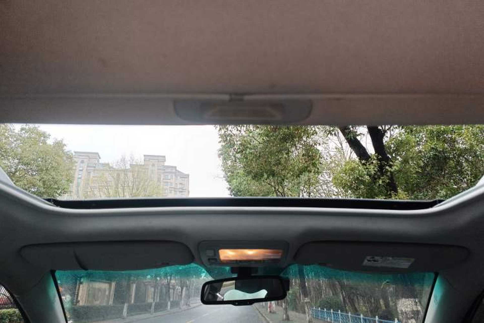 Used BYD S7 2015 2.0T Upgraded Automatic Luxury Version Headliner