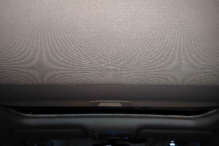 Used BYD S7 2015 2.0T Upgraded Automatic Luxury Version Headliner