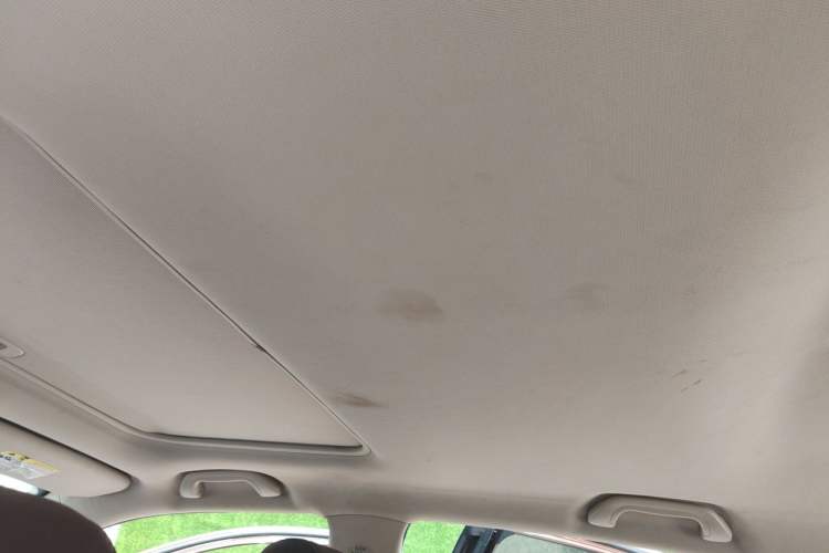 Used BYD S7 2015 2.0T Upgraded Automatic Luxury Version Headliner