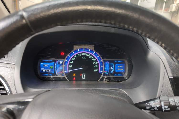 Used BYD S7 2015 2.0T Upgraded Automatic Luxury Version Instrument Cluster
