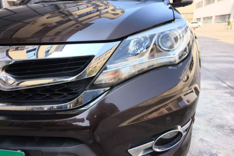Used BYD S7 2015 2.0T Automatic Prestige Model Left Front Headlight