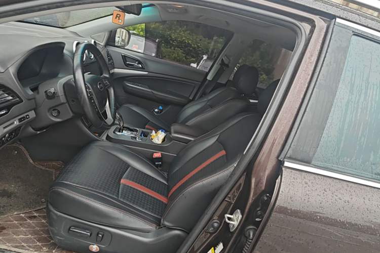 Used BYD S7 2015 2.0T Automatic Flagship Edition Left Front Seat