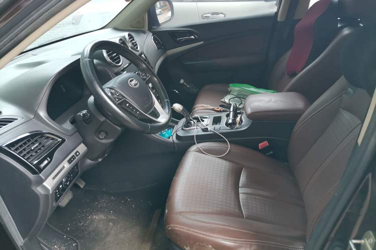 Used BYD S7 2015 2.0T Upgraded Automatic Flagship Version Left Front Seat