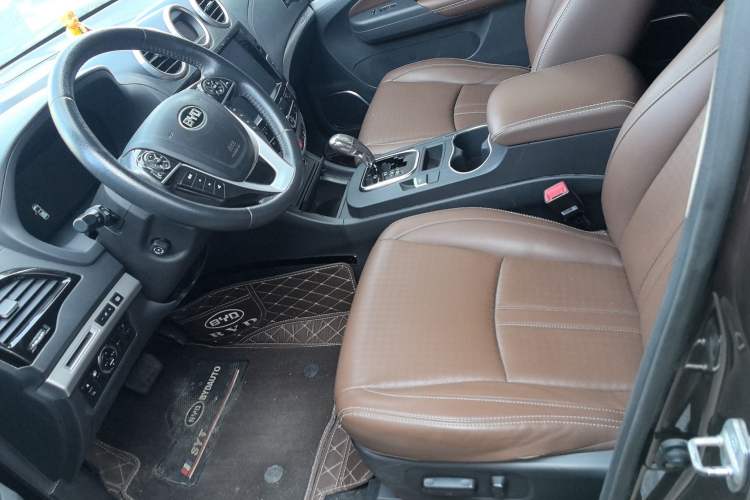 Used BYD S7 2015 2.0T Upgraded Automatic Flagship Version Left Front Seat