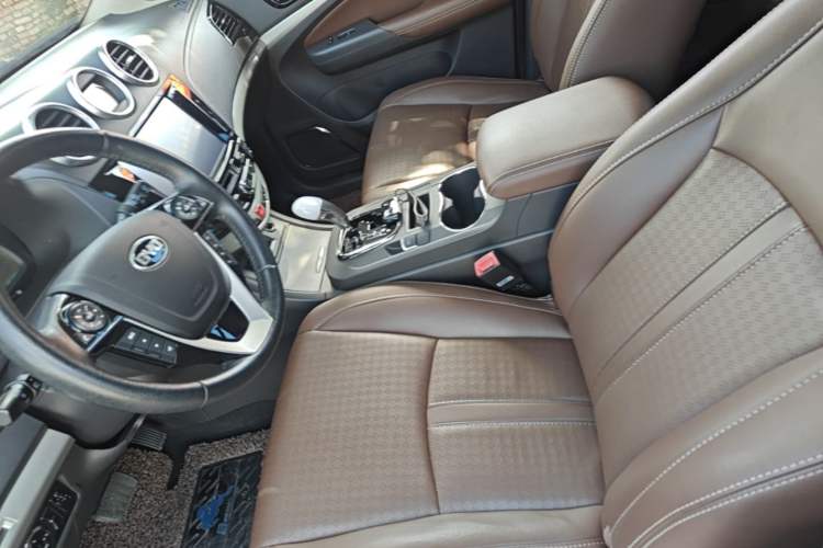 Used BYD S7 2015 2.0T Upgraded Automatic Luxury Version Left Front Seat