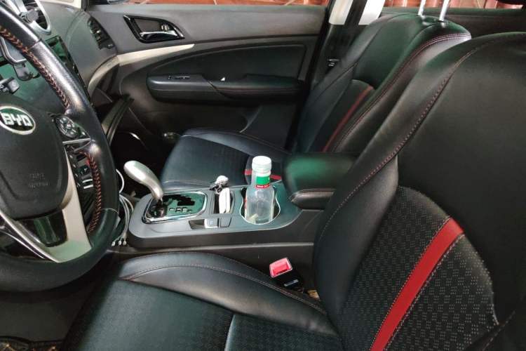 Used BYD S7 2015 2.0T Automatic Luxury Model Left Front Seat