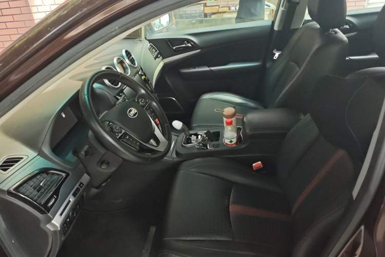 Used BYD S7 2015 2.0T Automatic Flagship Edition Left Front Seat