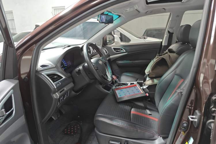 Used BYD S7 2015 2.0T Automatic Prestige Model Left Front Seat
