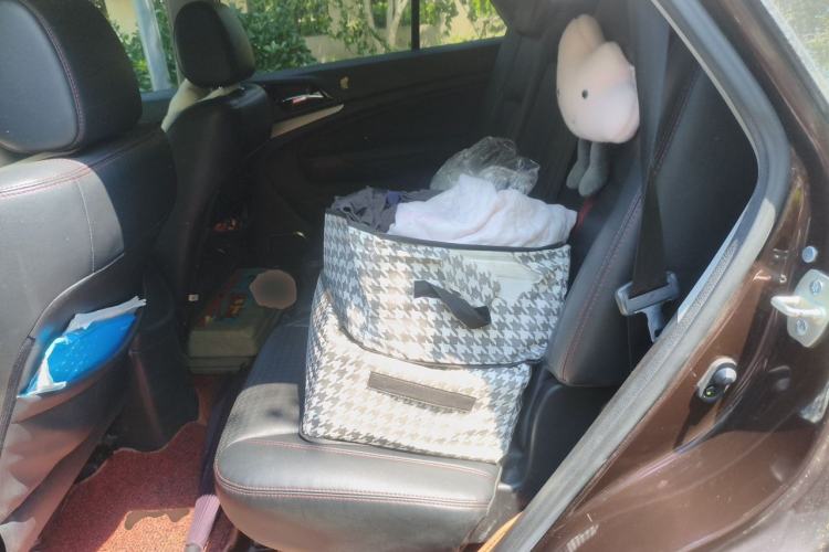 Used BYD S7 2015 2.0T Automatic Prestige Model Left Rear Seat