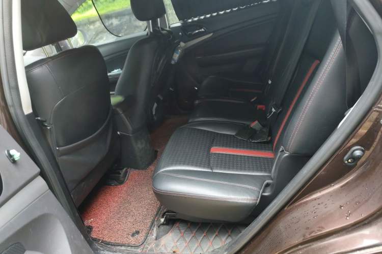 Used BYD S7 2015 2.0T Automatic Prestige Model Left Rear Seat