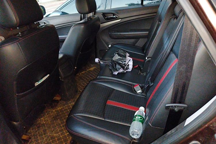 Used BYD S7 2015 2.0T Automatic Flagship Edition Left Rear Seat