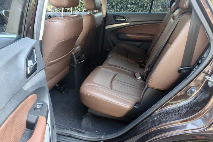 Used BYD S7 2015 1.5T Upgraded Manual Luxury Model Left Rear Seat