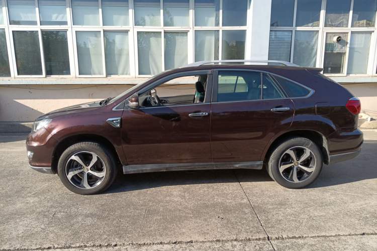 Used BYD S7 2015 2.0T Automatic Prestige Model Left Side