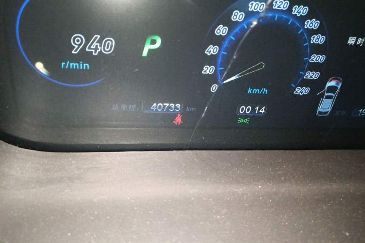 Used BYD S7 2015 2.0T Upgraded Automatic Flagship Version Odometer Close Up