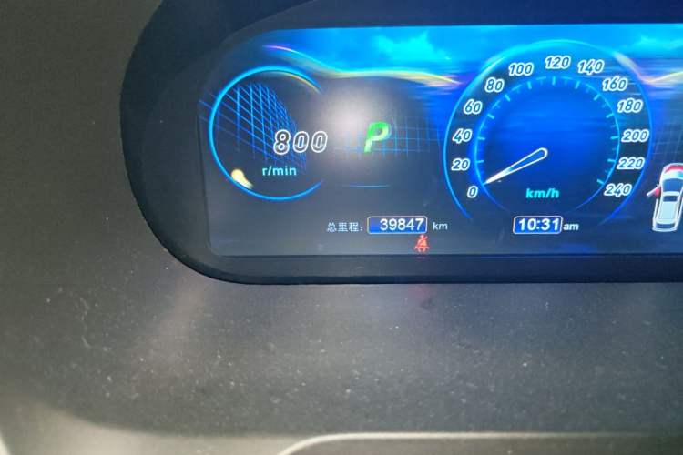 Used BYD S7 2015 2.0T Upgraded Automatic Flagship Version Odometer Close Up