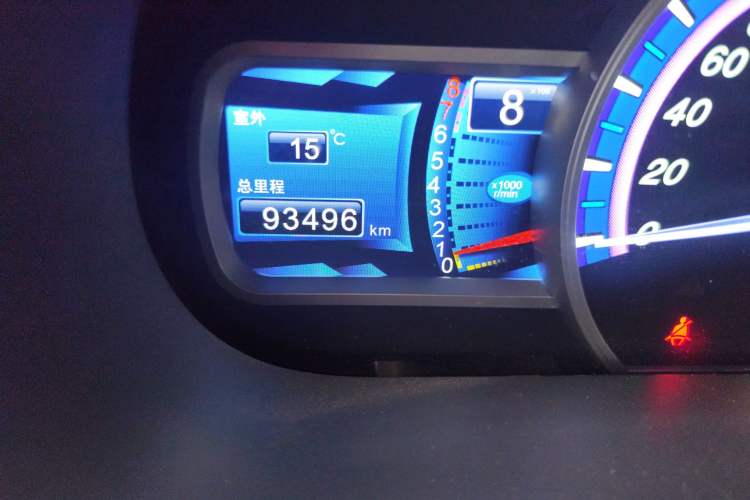 Used BYD S7 2015 1.5T Upgraded Manual Luxury Model Odometer Close Up