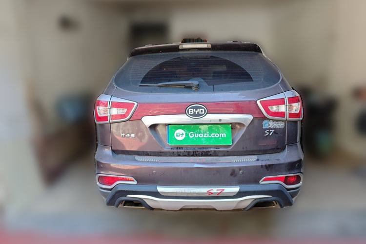 Used BYD S7 2015 2.0T Upgraded Automatic Luxury Version Rear