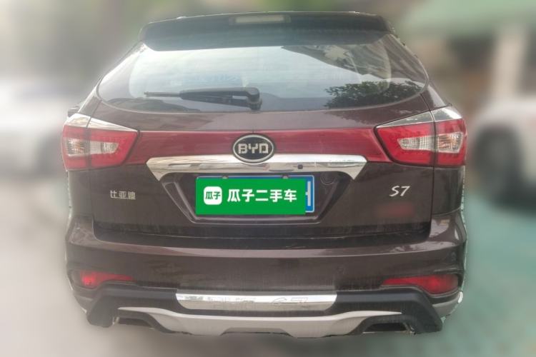 Used BYD S7 2015 2.0T Upgraded Automatic Luxury Version Rear