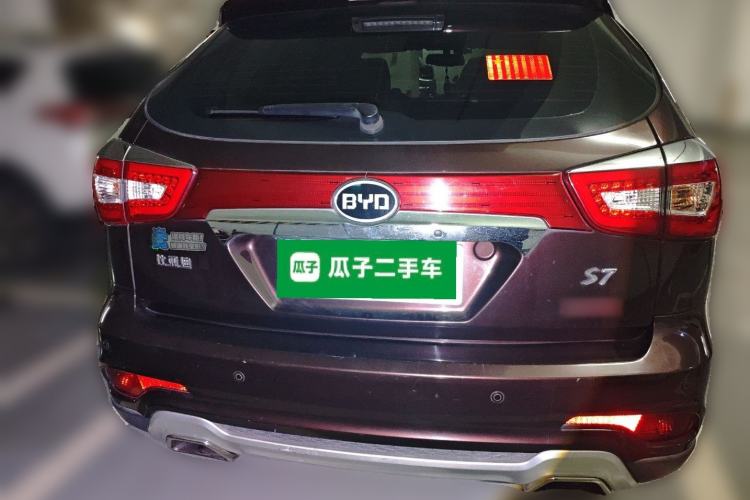 Used BYD S7 2015 2.0T Automatic Prestige Model Rear