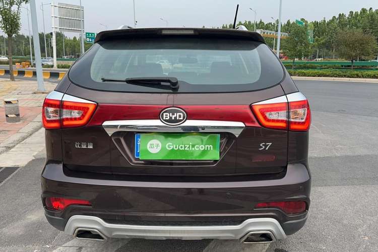 Used BYD S7 2015 2.0T Upgraded Automatic Luxury Version Rear