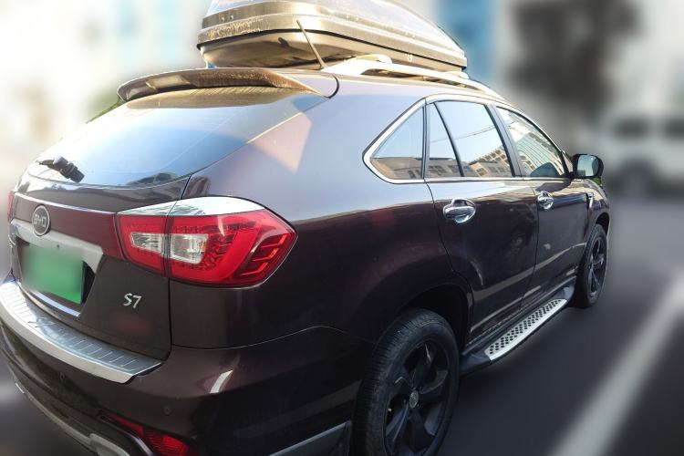 Used BYD S7 2015 2.0T Upgraded Automatic Luxury Version Rear Right 45 Deg