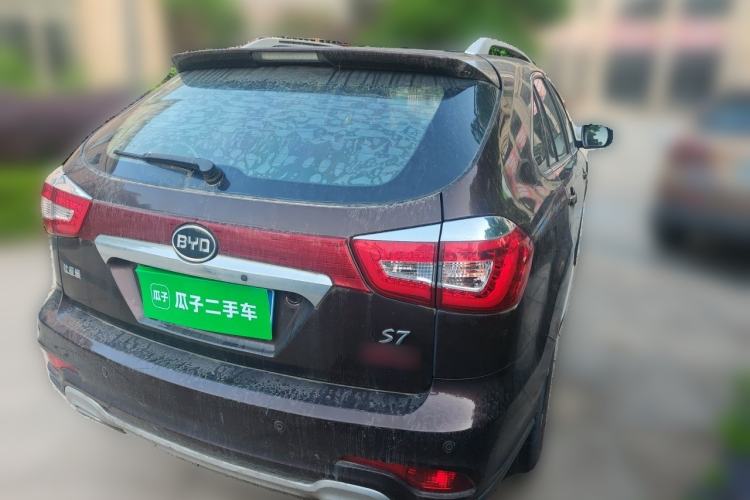 Used BYD S7 2015 2.0T Upgraded Automatic Luxury Version Rear Right 45 Deg