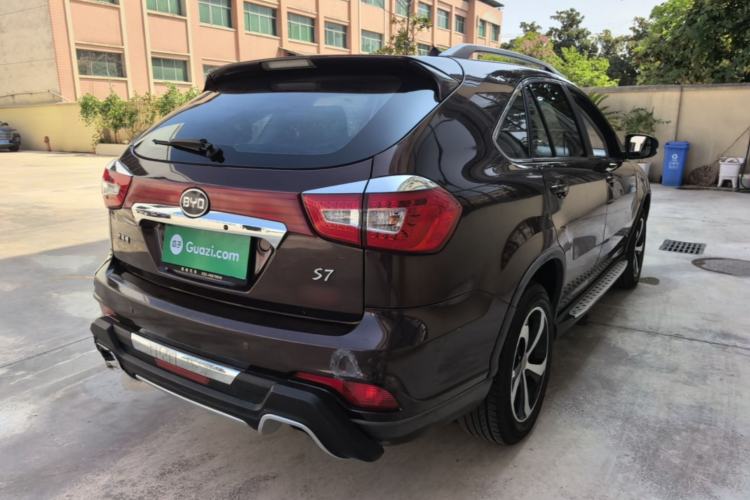 Used BYD S7 2015 2.0T Automatic Prestige Model Rear Right 45 Deg