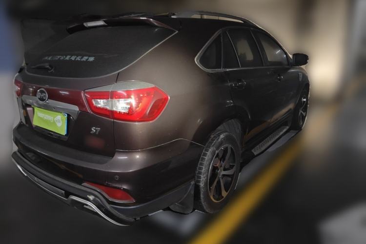 Used BYD S7 2015 2.0T Upgraded Automatic Flagship Version Rear Right 45 Deg