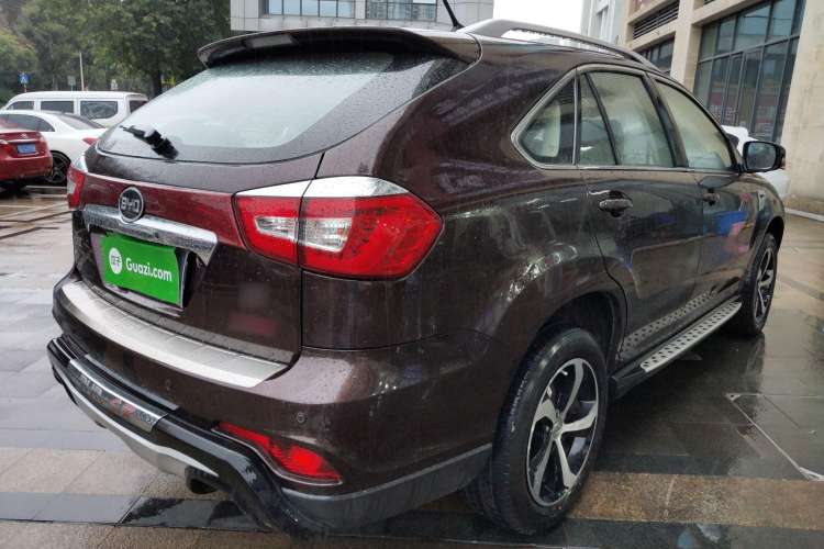 Used BYD S7 2015 2.0T Upgraded Automatic Luxury Version Rear Right 45 Deg