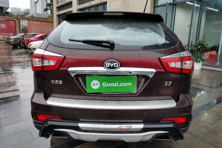 Used BYD S7 2015 2.0T Upgraded Automatic Luxury Version Rear