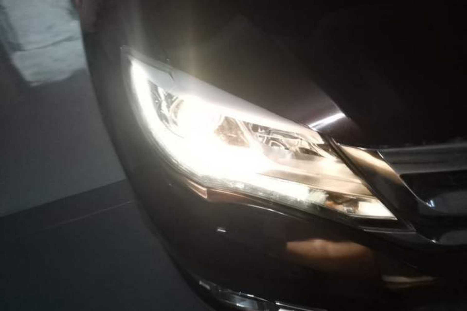 Used BYD S7 2015 2.0T Upgraded Automatic Luxury Version Right Front Headlight