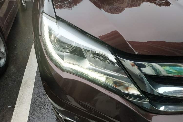 Used BYD S7 2015 2.0T Automatic Flagship Edition Right Front Headlight