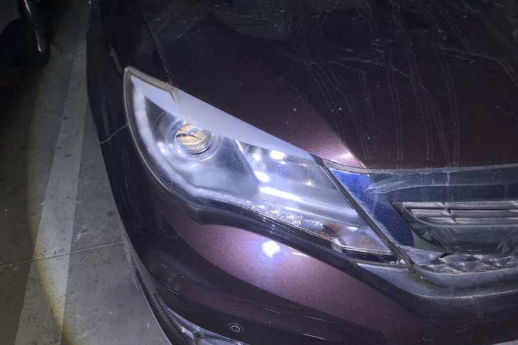 Used BYD S7 2015 2.0T Automatic Prestige Model Right Front Headlight