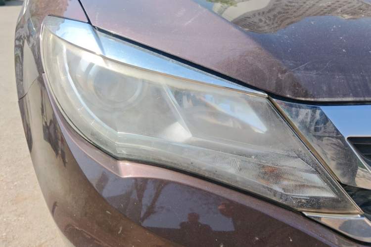 Used BYD S7 2015 2.0T Upgraded Automatic Flagship Version Right Front Headlight