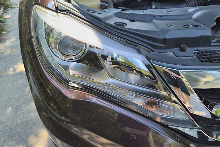 Used BYD S7 2015 2.0T Upgraded Automatic Luxury Version Right Front Headlight