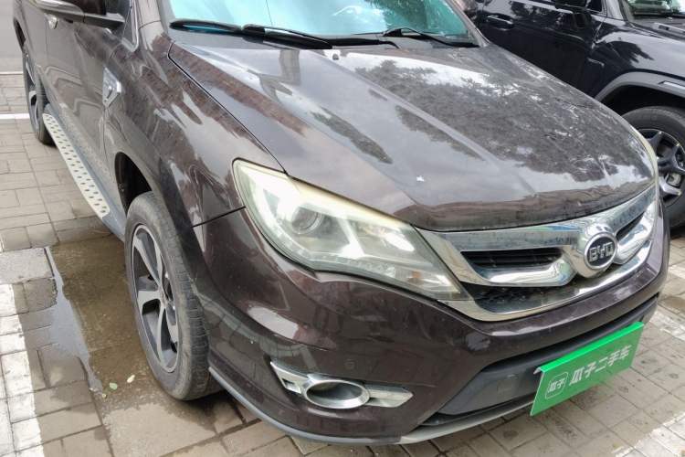 Used BYD S7 2015 2.0T Upgraded Automatic Luxury Version Right Front Headlight