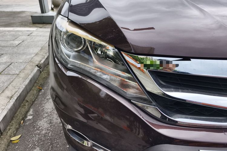 Used BYD S7 2015 1.5T Upgraded Manual Luxury Model Right Front Headlight