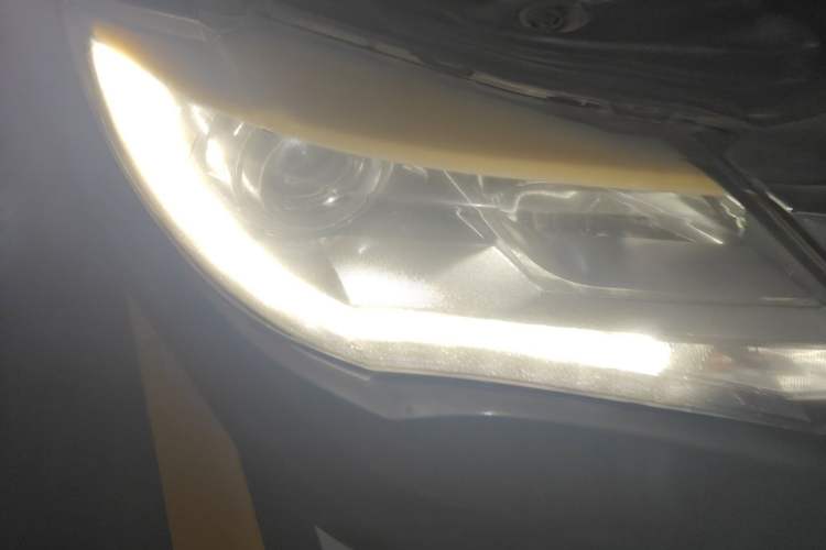 Used BYD S7 2015 2.0T Upgraded Automatic Flagship Version Right Front Headlight