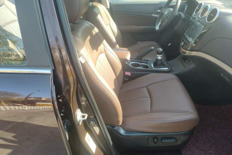 Used BYD S7 2015 1.5T Upgraded Manual Luxury Model Right Front Seat