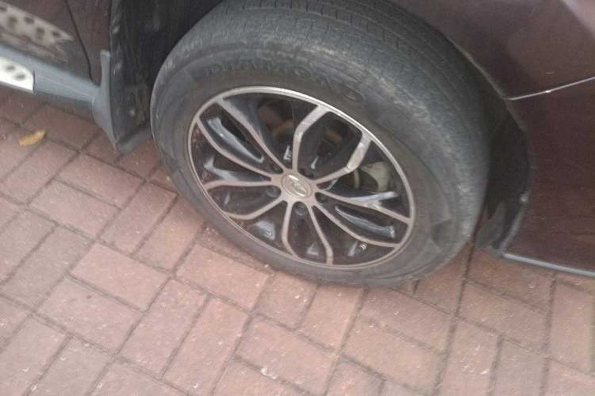 Used BYD S7 2015 2.0T Automatic Flagship Edition Right Front Wheel Hub