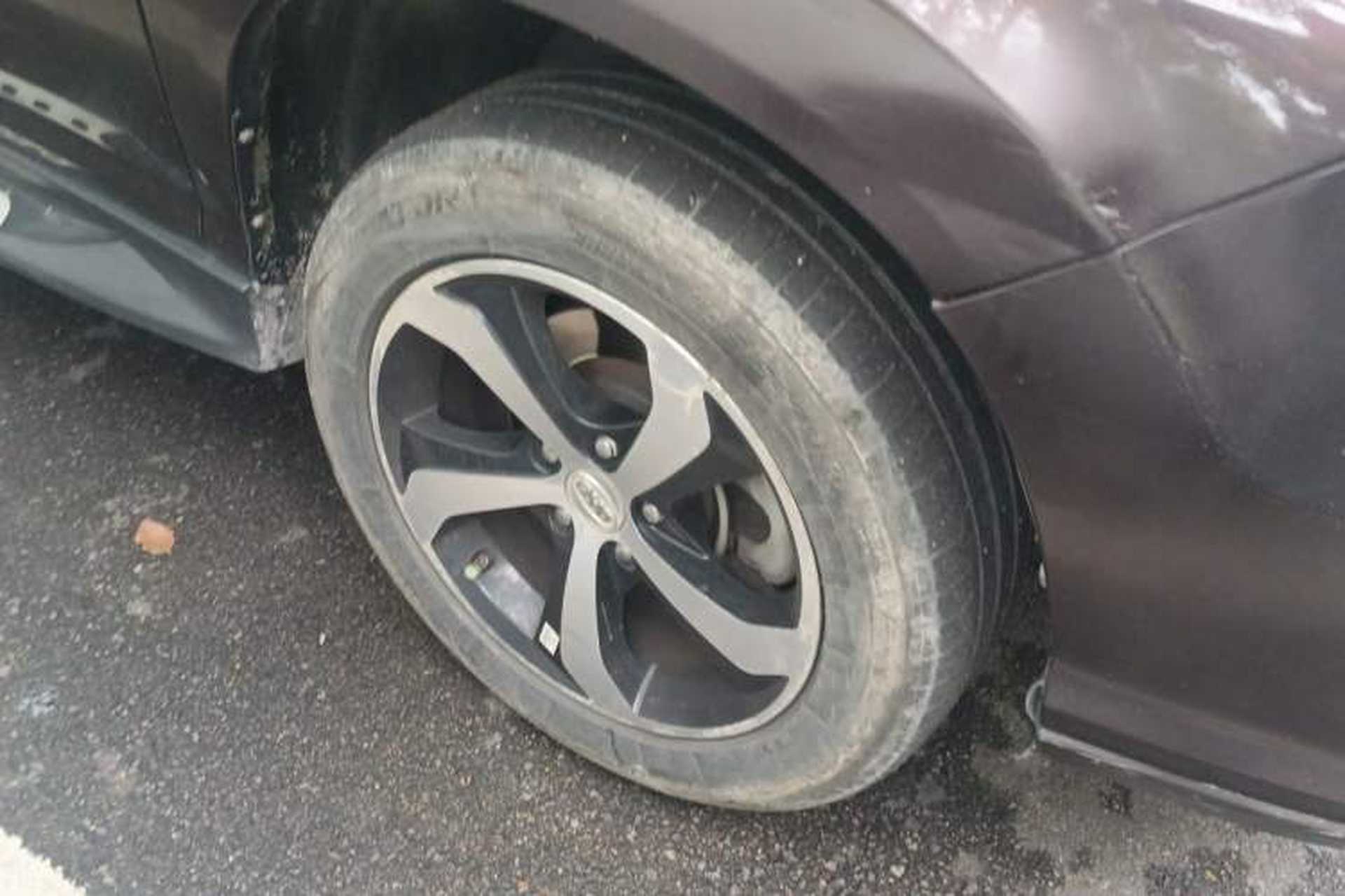 Used BYD S7 2015 2.0T Upgraded Automatic Luxury Version Right Front Wheel Hub
