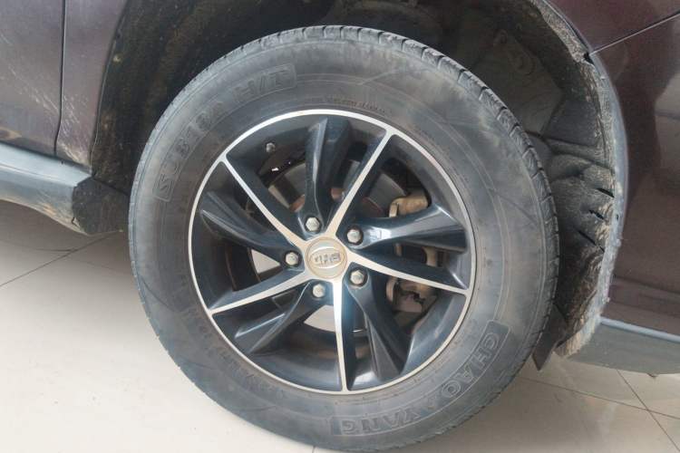 Used BYD S7 2015 1.5T Manual Luxury Model Right Front Wheel Hub
