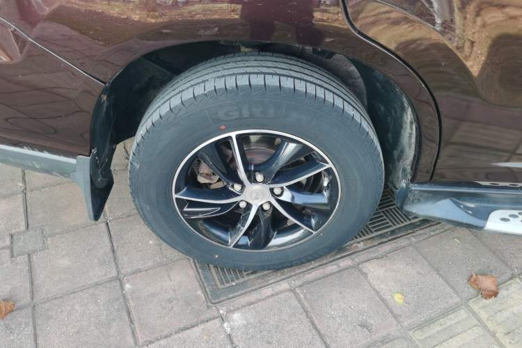Used BYD S7 2015 1.5T Upgraded Manual Luxury Model Right Rear Wheel Hub