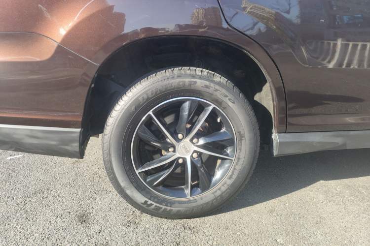 Used BYD S7 2015 1.5T Upgraded Manual Luxury Model Right Rear Wheel Hub