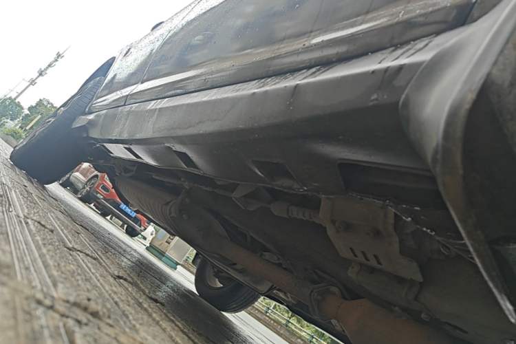 Used BYD S7 2015 2.0T Automatic Flagship Edition Right Side Sill
