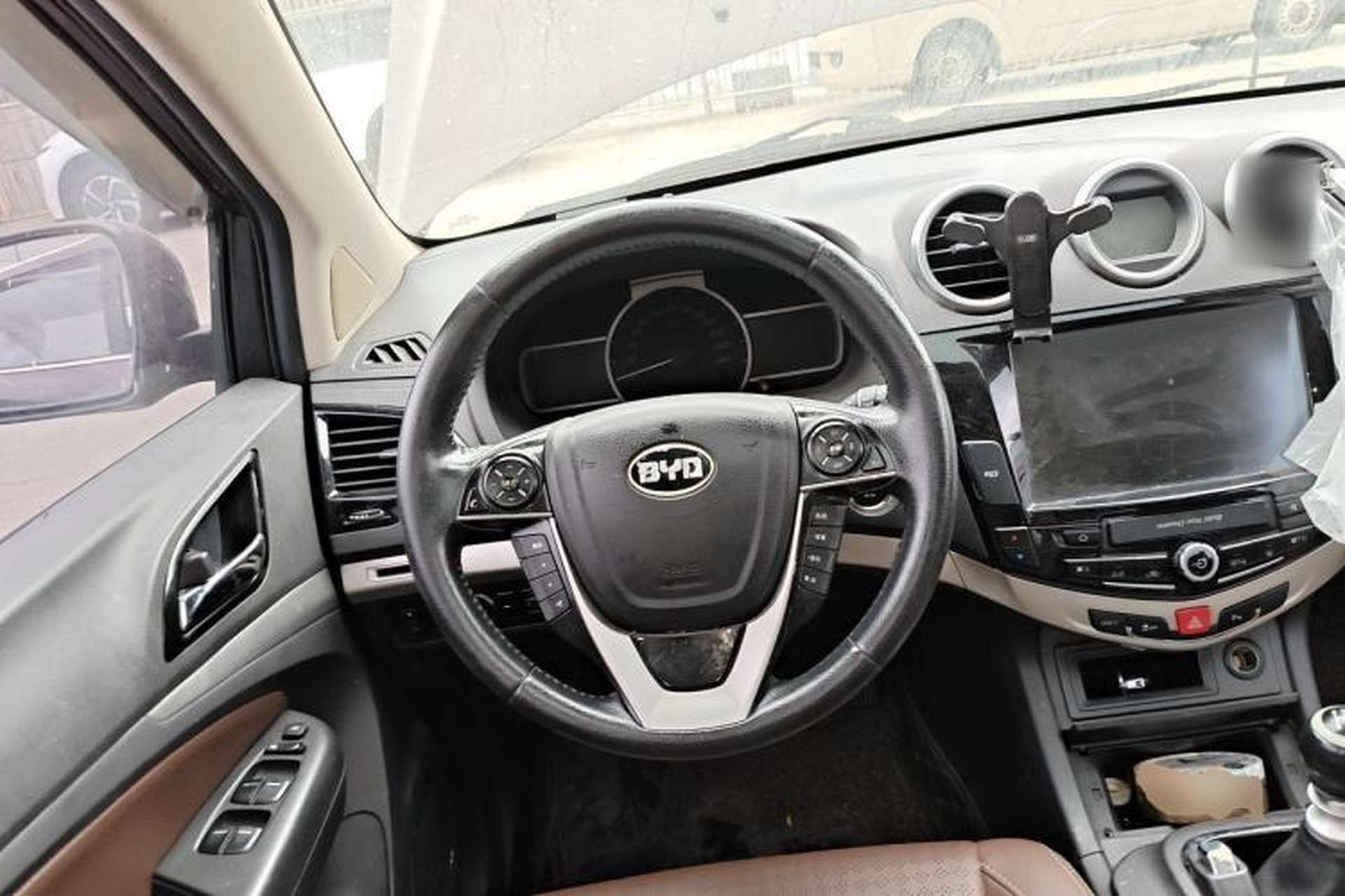 Used BYD S7 2015 1.5T Manual Luxury Model Steering Wheel