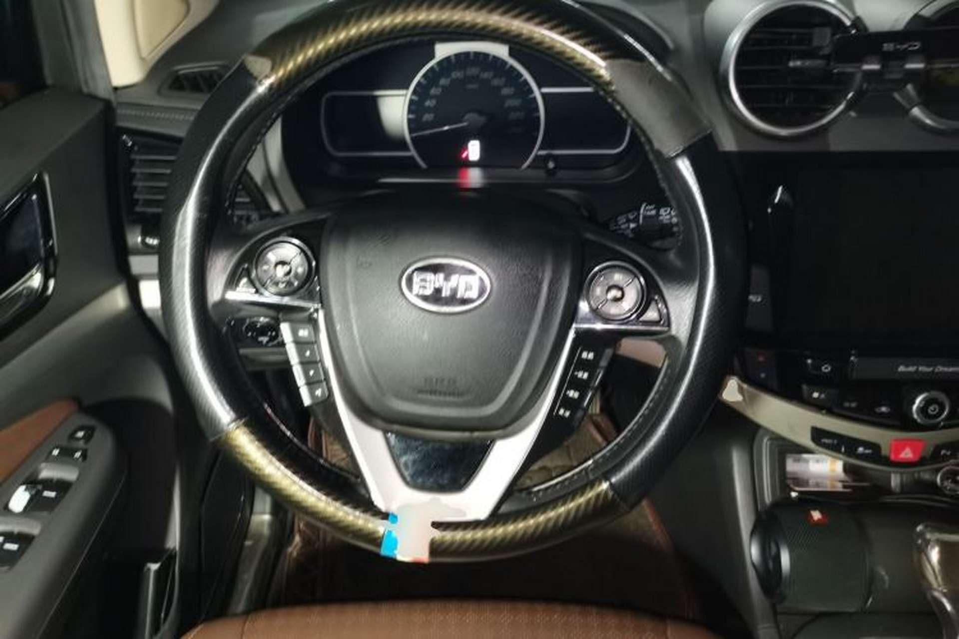 Used BYD S7 2015 2.0T Upgraded Automatic Luxury Version Steering Wheel