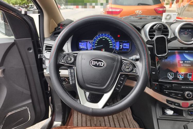 Used BYD S7 2015 1.5T Upgraded Manual Luxury Model Steering Wheel