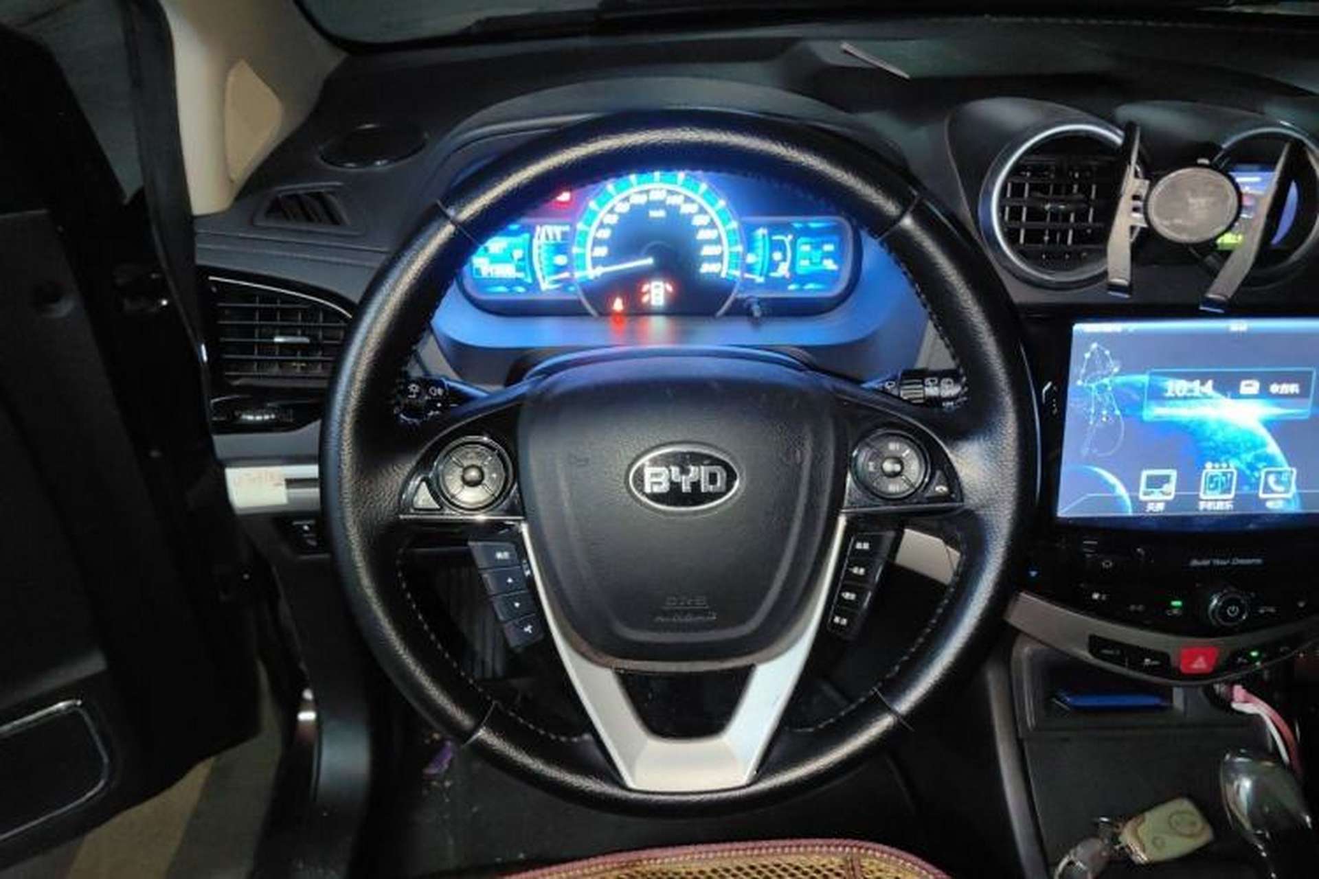 Used BYD S7 2015 2.0T Upgraded Automatic Luxury Version Steering Wheel