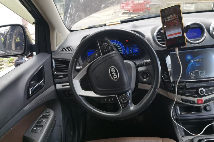Used BYD S7 2015 1.5T Upgraded Manual Luxury Model Steering Wheel
